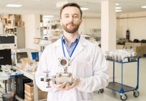 Como Cilindros e Válvulas Pneumáticas Transformam a Produtividade Industrial