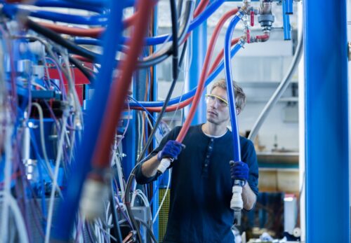 Além do Essencial: Conexões, Mangueiras e Acessórios Pneumáticos